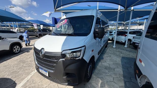 VAM MINIBUS RENAULT MASTER