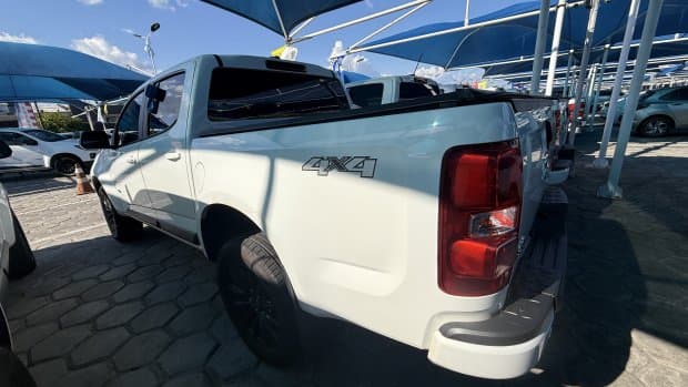 S10 HIGH COUNTRY CAB DUPLA 4X4