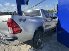 HILUX 4