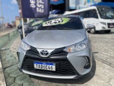 YARIS 1